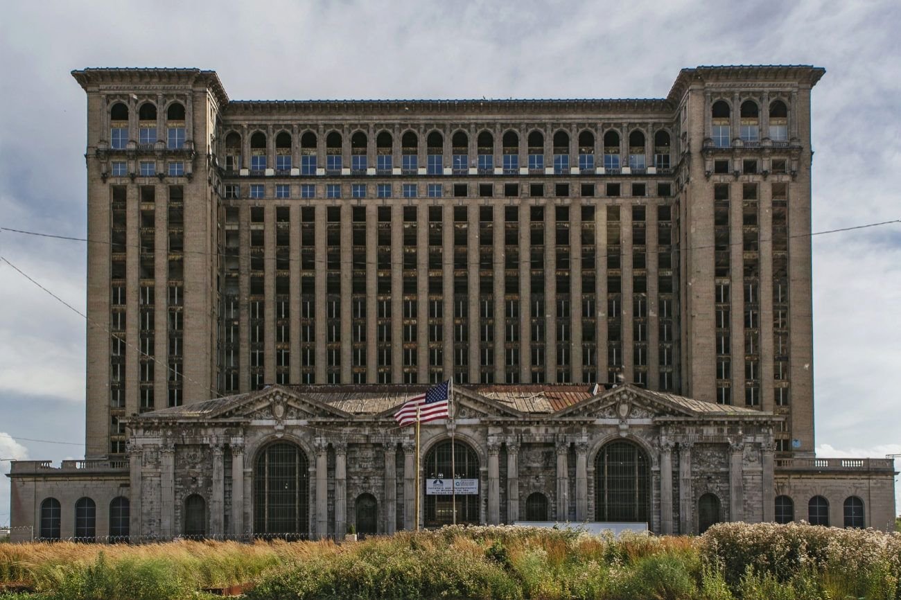 Estación central de Míchigan (Detroit, EEUU) | Abandoned places, Central  station, Places around the world